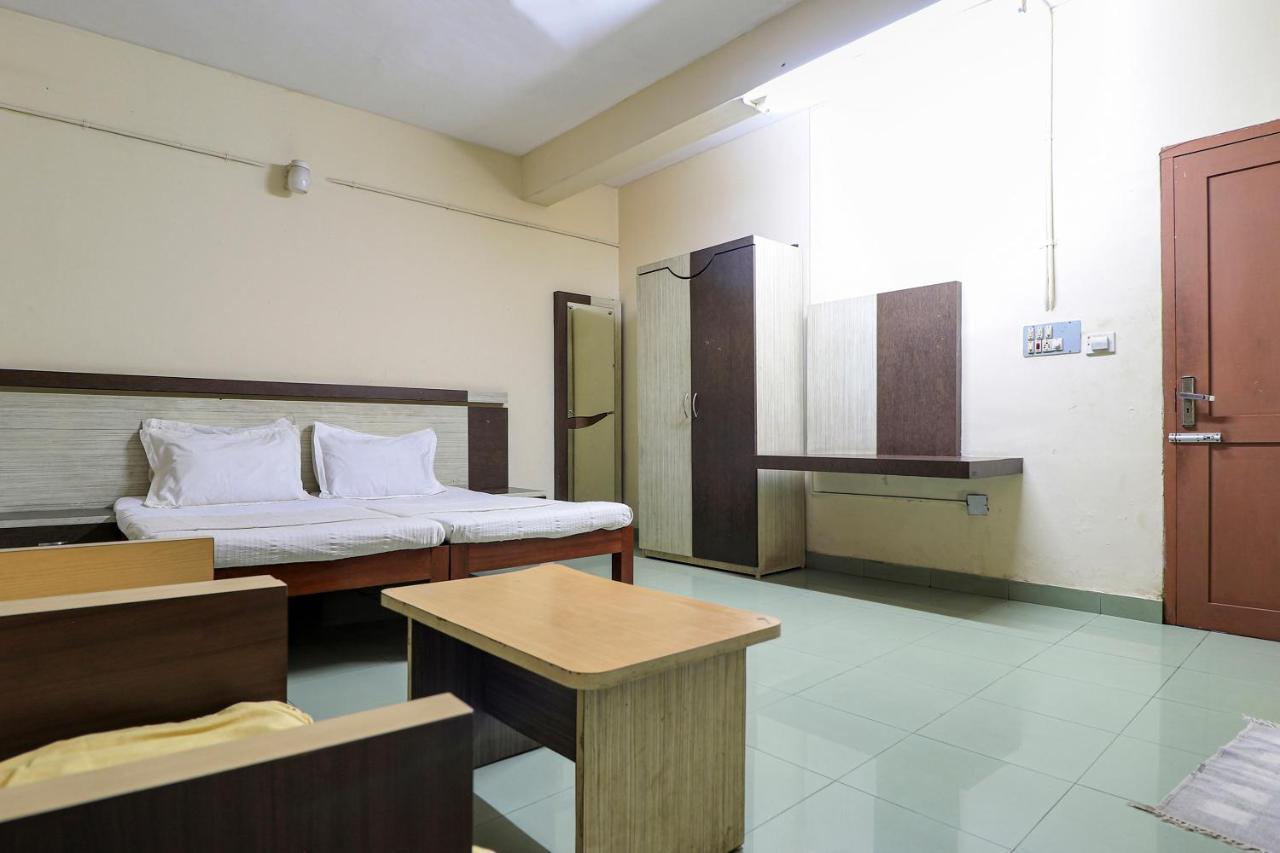 Spot On 60610 Malabar Tourist Home Kannur Exterior photo